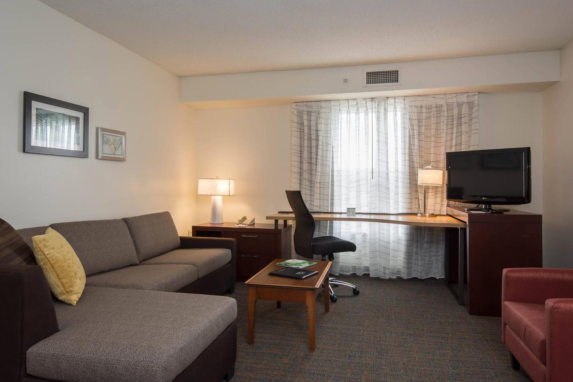Residence Inn By Marriott Charlotte Piper Glen מראה חיצוני תמונה